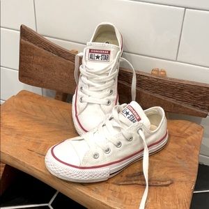 Classic Converse Kicks